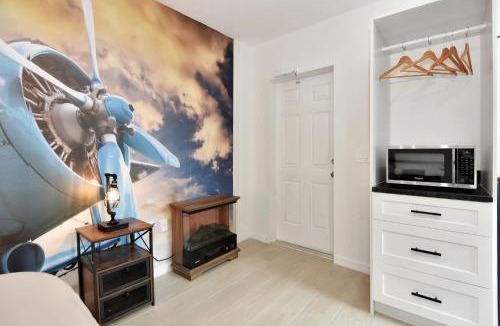 Daytona Beach Shores Hotel | Blue Mist Motel - Room # 3