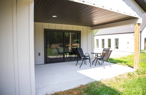 Decorah Villa | Bluffside Gardens Redbud Series Unit 5A