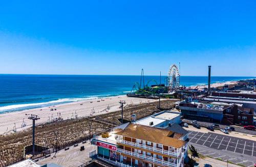 Seaside Heights Hotel | Boardwalk Hotel Charlee & Apartments Beach Hotel Oceanfront