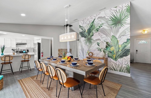 Palm Harbor House | Bohemian Tropical Paradise Palm Harbor. Pool Home. 10mins to Honeymoon Island.