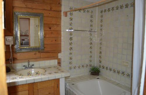San Antonio de Las Alazanas Hotel | Bosques de Monterreal