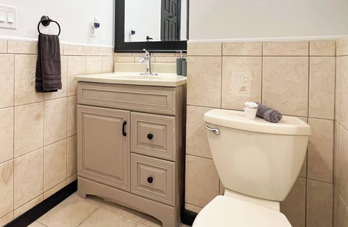 Englewood Apartment | Boutique studio Apartment on Grand av