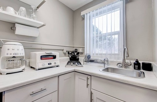 Arvada Apartment | Boutique Studio in Olde Town | Walk to Light Rail