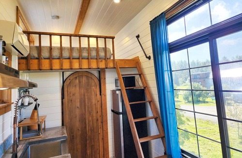 Waldport House | Breakers