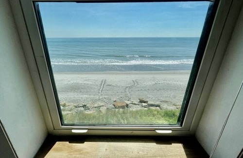 South Patrick Shores Condo | Breezy Beach - Right on the Ocean