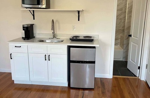 Bedford-Stuyvesant Apartment | Brooklyn sleek studio apartment!