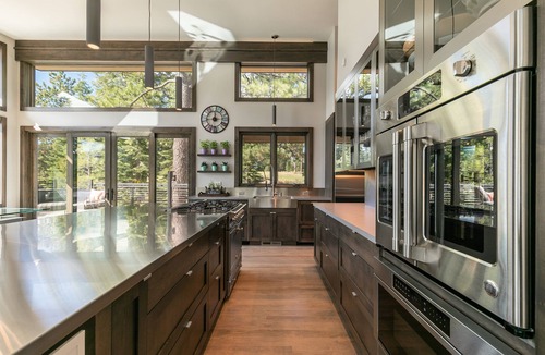 Ponderosa Palisades House | Buca Dodici at Shaffer's Mill home located on the golf course