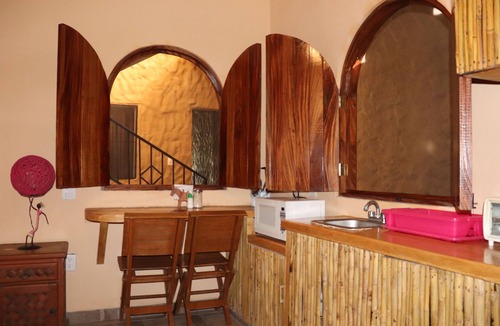 La Manzanilla Hotel | Bungalows Casa Blanca