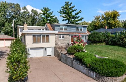 Maplewood House | Burban Bungalow