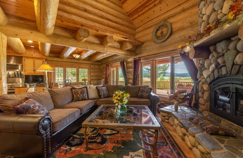 Valley Ranch House | C & C Lodge