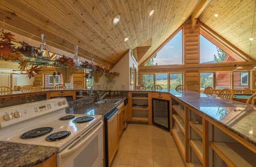 Valley Ranch House | C & C Lodge