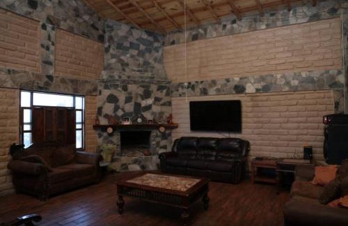 San Antonio de Las Alazanas Ski Chalet | Cabaña Promesa Divina