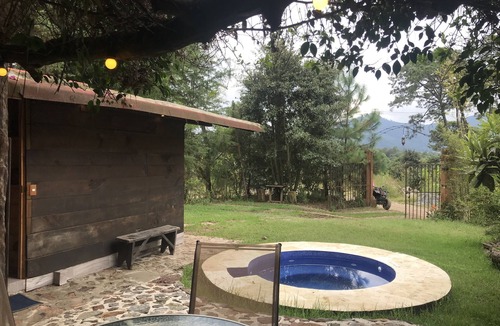 Valle de Bravo Cabin | Cabana with Jacuzzi next to the Montealto Ecological Reserve