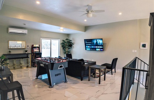 Valle de Guadalupe Hotel | Calle Principal 842