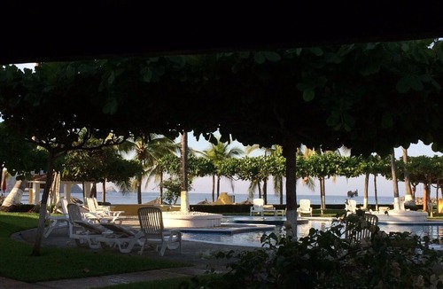 Ixtapa Villa | Calm, beautiful, colorfully furnished Villa in a private condo