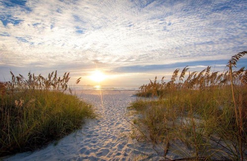 Port Canaveral Hotel | Cape Canaveral Beach Resort