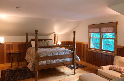 Croom House | Carriage House on 42 Acres in West River. Just 17 Miles from Annapolis.