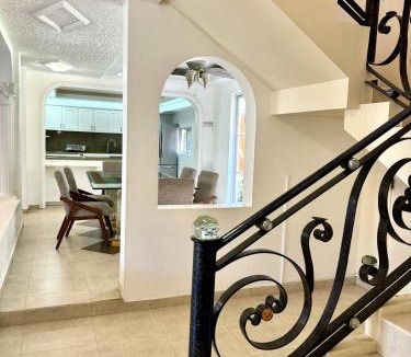 La Cruz de Huanacaxtle House | Casa Arcángel SM