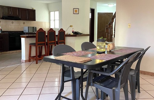 Downtown Mazatlan House | Casa Baraka, Cerca de Malecón, Centro Histórico y Playas