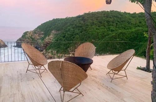 Santa Maria Tonameca Villa | Casa Chicatana Incredible Beach Front Villa