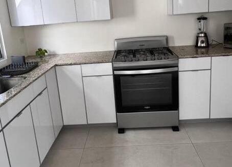 Ensenada Villa | Casa Coral 25: closed gate community house at super location!