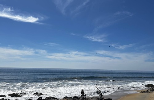 Playa Ventura House | Casa de Cathy. nPlaya Ventura. 2 hours south Acapulco front beach. WiFi n