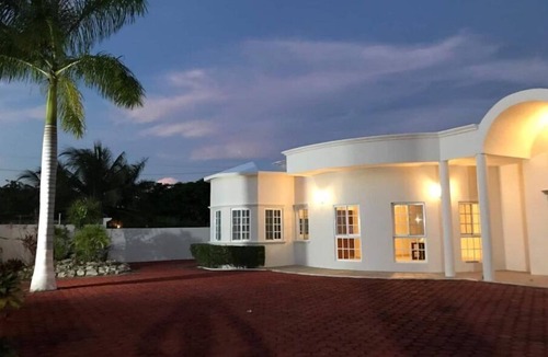 Alfredo V. Bonfil House | Casa De Osho Amazing Big Private Luxury Villa-1