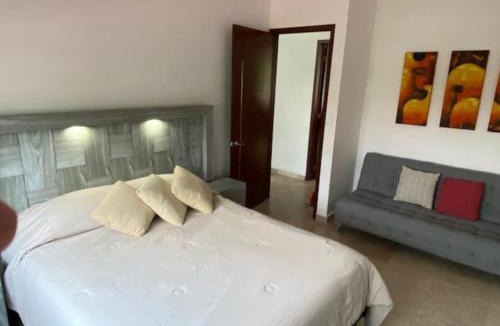 Lomas de Cocoyoc House | Casa del Lago Lomas de Cocoyoc