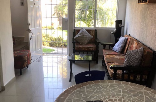 Ixtapa House | Casa Erika amueblada cerca de playa