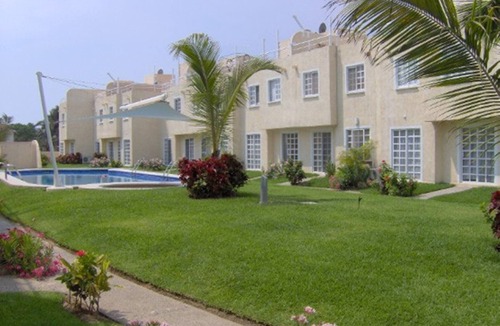 Boulevard Barra Vieja House | Casa Familiar Acapulco Punta Diamante, Fracc. Puente del Mar, cerca de la playa.