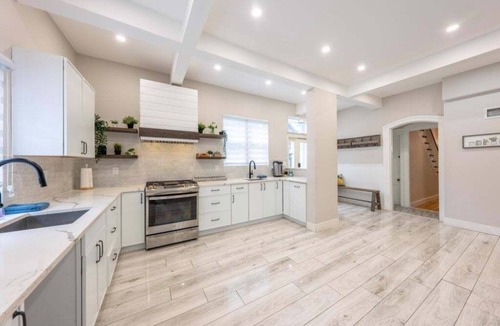 Roselle House | Casa Francesca 6br Villa & Heated Pool 6 Bedroom Home