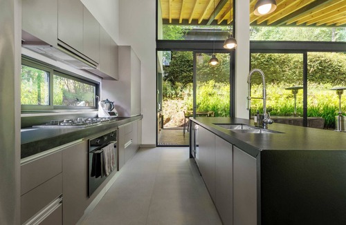 Avandaro House | Casa Helechos, Amazing Architecture with Forest Views