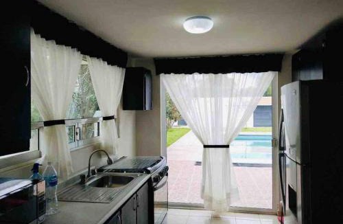 Texcoco de Mora House | Casa jardín con alberca