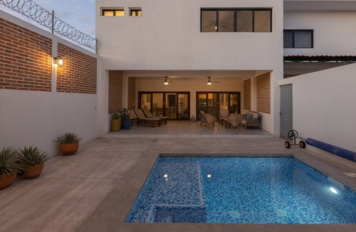 La Paz House | Casa La Paz with pool, patio and bbq grill