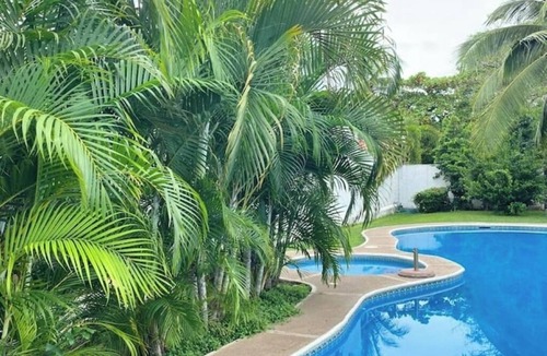 Ixtapa House | Casa Leon in the heart of Ixtapa, 10 guests with swimming pool
