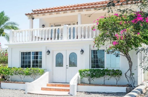 Mulege House | Casa Marbella 2 Bedroom with Den