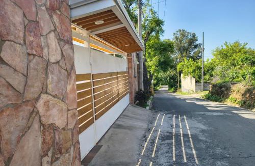 Atlatlahucan House | Casa Marcy, casa nueva con alberca y tres recamaras