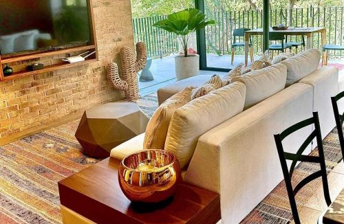 El Caloso House | Casa Maya, 1 BR Oasis in Romantic Zone