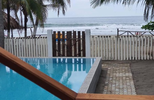 Puerto Arista House | Casa Rústica, Sofía, Frente al mar en Puerto Arista