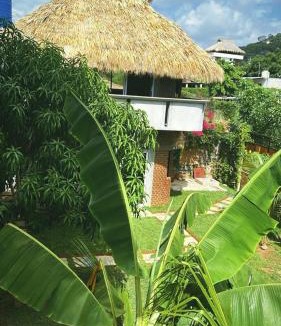 Barra de Colotepec House | Casa Real Quetzalcóatl
