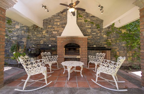 Parras de la Fuente House | Casa Rincón by Lumina
