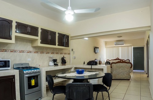 La Paz Apartment | Casa Santuario: 3 BR home close to malecon 5 mins drive