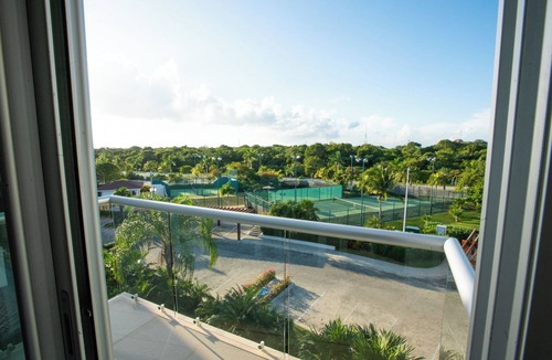 Puerto Juarez Condo | Casa Sky Penthouse Mareazul by RedAwning