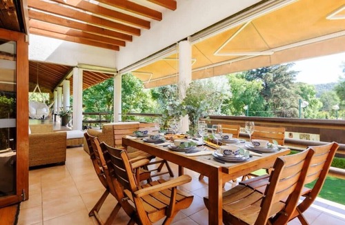 Valle de Bravo House | Casa Socampo: W/pool and paddle court in Avándaro