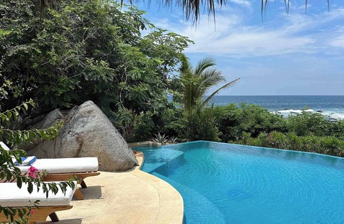 Troncones House | Casamar, beach front estate on Troncones Point