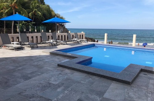 Los Ayala Apartment | "Casita Oceana" Beachfront Los Ayala