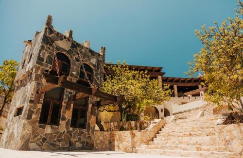 Libertad Hotel | Castillo Blarney Inn