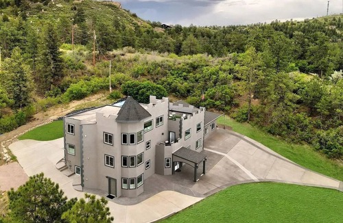 Castle Rock Apartment | Castle Studio - 1BR/1BA, Views, mins to Golf, Shopping