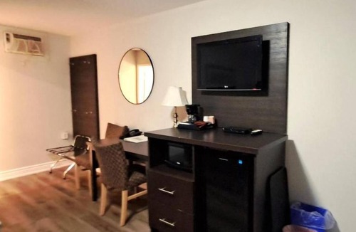 Goderich Hotel | Cedar Lodge Motel