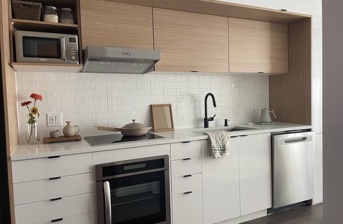 City Park West Condo | Central 1BR with Downtown View, BBQ, Fire Pit, Courtyard